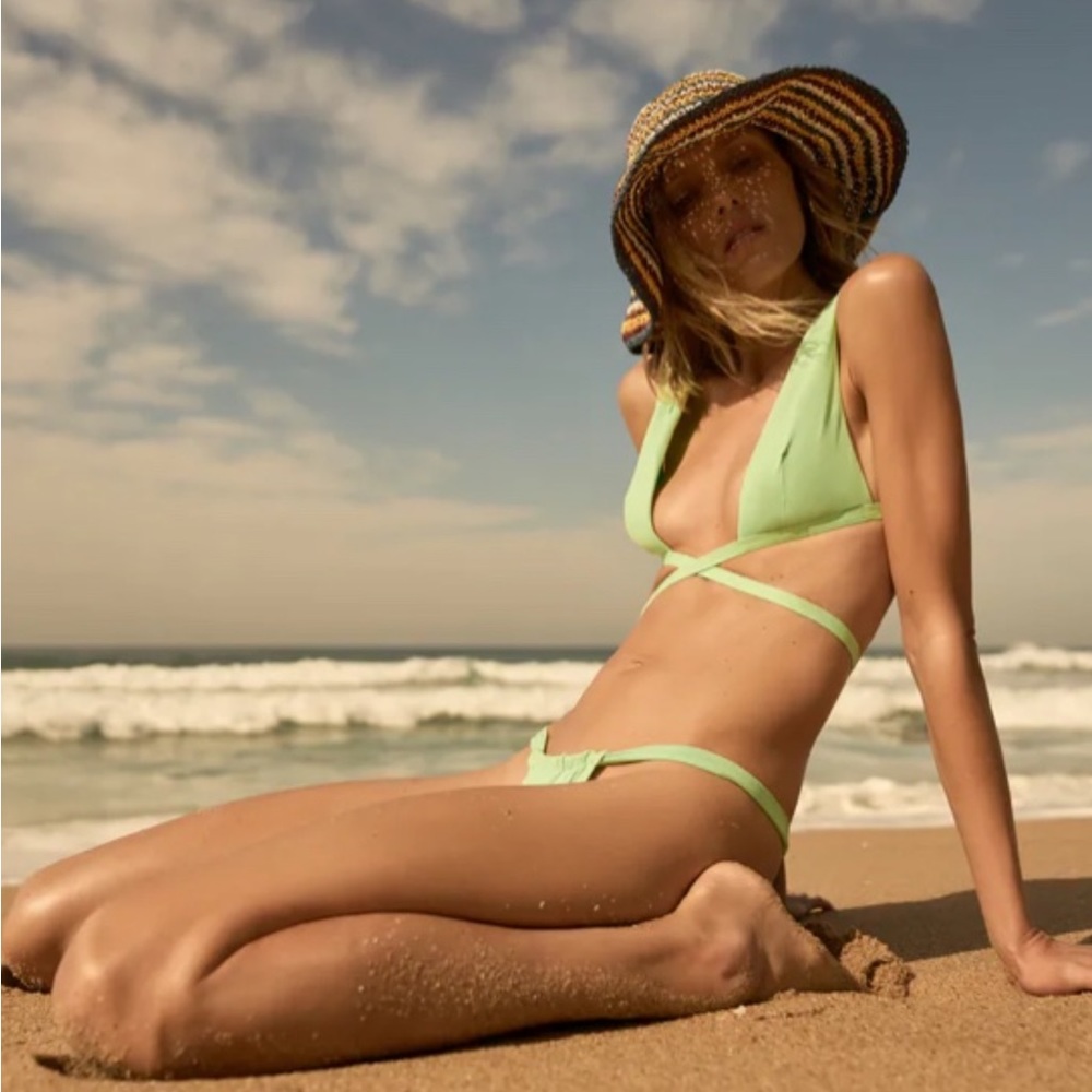 Zara Cross-Strap Bikini - Size Small EUC